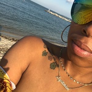 Meet your Posher, Bridgette